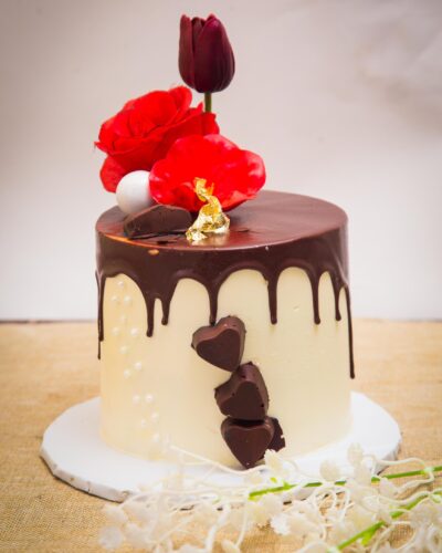 6"inch buttercream cake