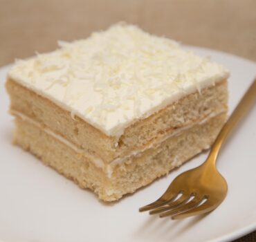 Vanilla Cake Slice